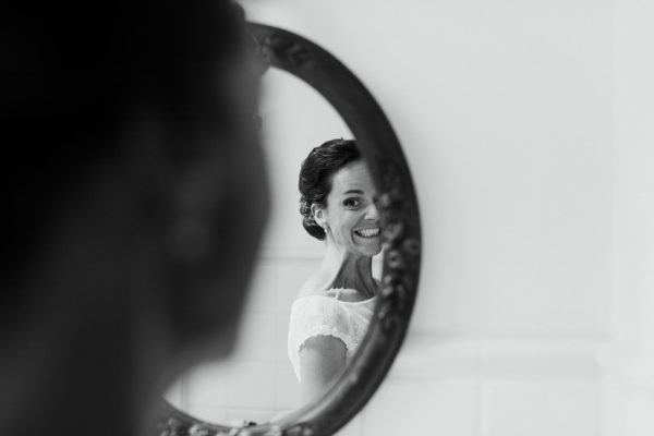 bruid in spiegel
